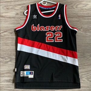 ADIDAS THROWBACK DREXLER JERSEY